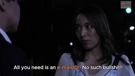 Descensurado La Milf Japonesa De Grandes Tetas Naturales Es Una