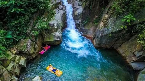 Kejernihan Curug Cibaliung Daya Tarik Lokasi Dan Harga Tiket Masuk