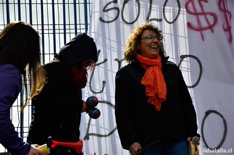 Huelga en el colegio Carolina Llona de Maipú continúa