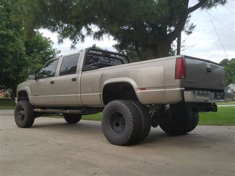 2000 Gmc 3500 6 In Suspension 3 In Body 35s Chevy Trucks Pickup