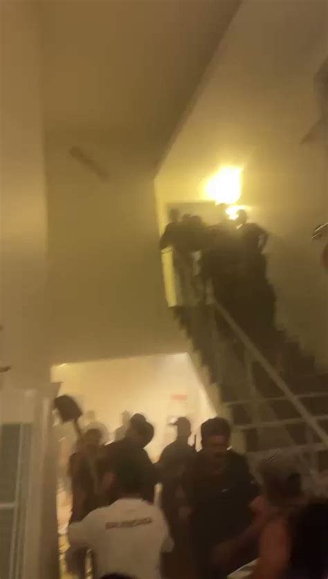 Visegr D On Twitter Hundreds Of People Stormed Swedens Embassy In