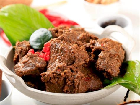 Resep Rendang Sapi Khas Melayu Hidangan Favorit Banyak Orang Saat Idul