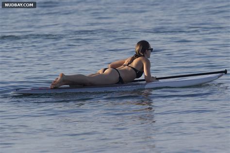 Rachel Bilson Juicy Ass On The Beach In Barbados Nudbay