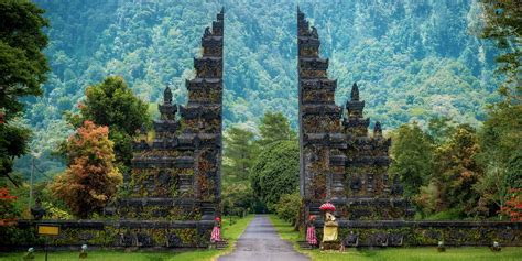 Explore Bali this Summer - Travelogues from Remote Lands