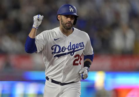 Dodgers News Jd Martinez Hopes To Avoid Injured List Inside The