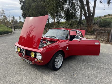 This Alfa Romeo Gtv Is An Alfaholics Dream Autoevolution