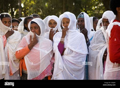 Ethiopian pilgrims during Timkat, the Ethiopian Orthodox celebration of the Epiphany Stock Photo ...