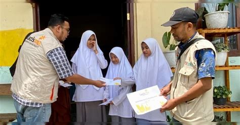 Lazismu Aceh Tengah Salurkan Beasiswa Untuk Siswa Kurang Mampu Harieid