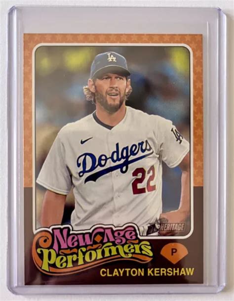 Clayton Kershaw Topps Heritage New Age Performers Nap