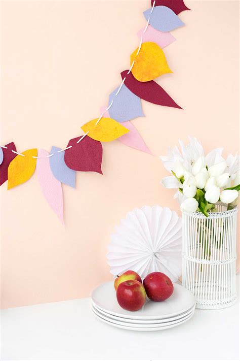 DIY autumn leaf garland for Curbly – Make and Tell