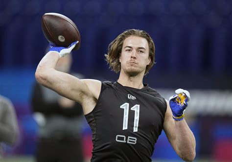 Kenny Pickett Faces Criticism Of Having Small Hands At NFL Combine