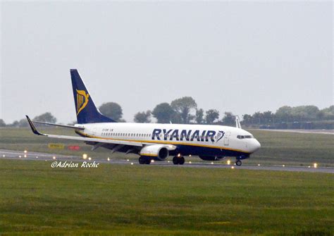 Ryanair Boeing Ei Emf Cork Airport Roche B M Vanhool Flickr