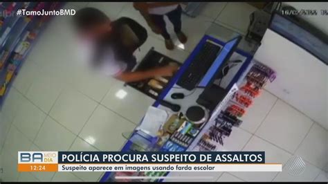 Homem armado facão assalta farmácias na Região Metropolitana de