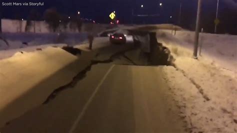 Alaska Earthquake 7 0 Magnitude Quake Rocks Buildings In Anchorage Tsunami Warning Canceled