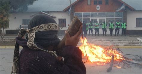 Chenque Negro Cr Chubut Comunidades Mapuches En Conflicto