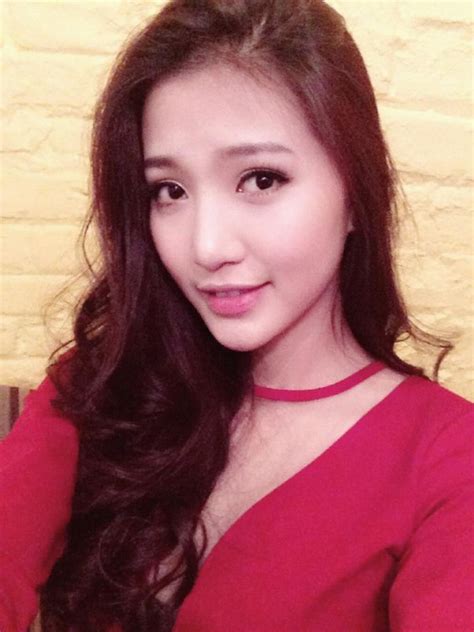 Những HOT GIRL VIỆT sở hữu gương mặt V line thời thượng HOT GIRL MAT V LINE CAM NHON