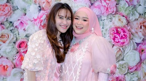 Syifa Adik Ayu Ting Ting Ternyata Seorang Ceo Taksiran Gajinya Gak