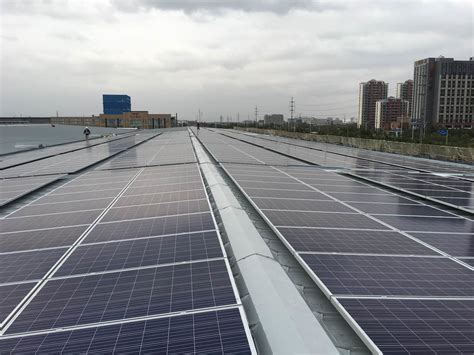 Frameless Solar Panel Roof Mounting Systems Color Steel Sandwich Inclined Hot Dip Galvanized