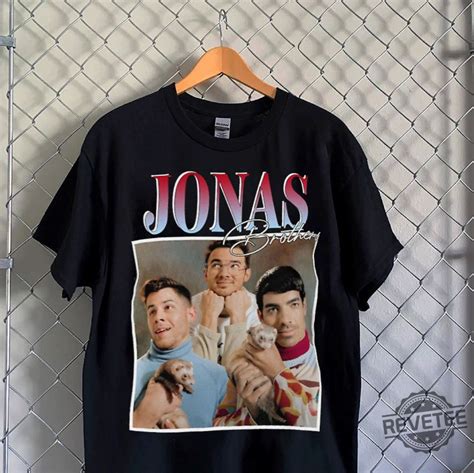 Jonas Brothers Vintage Tee Jonas Brothers Merch Tour I Love Hot Dads