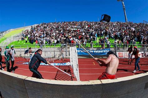 Violencia En Las Tribunas Las Otras Peleas Que Han Marcado El F Tbol