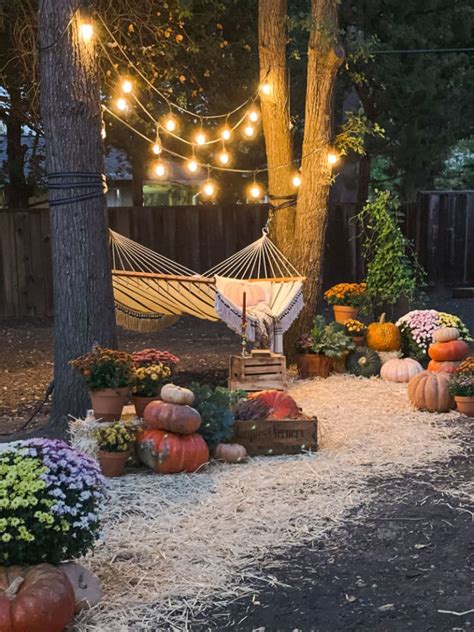 Make A Romantic And Inviting Oasis With DIY Outdoor Fall Decor