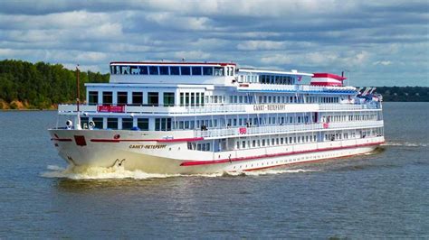 Теплоход Санкт-Петербург – навигация 2025 - 2026, расписание и цены ...