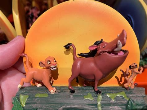 The Lion King Timon And Pumbaa Hakuna Matata