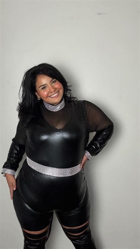 Arantxa Itzel Govea | more of the @xpluswearofficial Halloween costumes