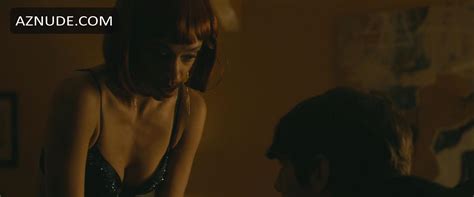 WHO S DRIVING DOUG NUDE SCENES AZNude