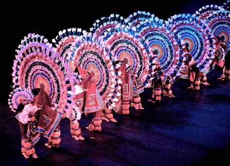 Danza De Los Quetzales Ballet Folklorico Arte Mexico Folklore Mexicano