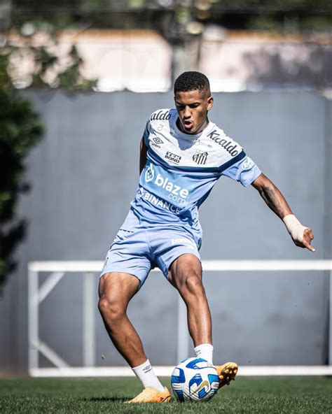 Veja Fotos Do Primeiro Treino De Paulo Turra No Santos Gazeta Esportiva