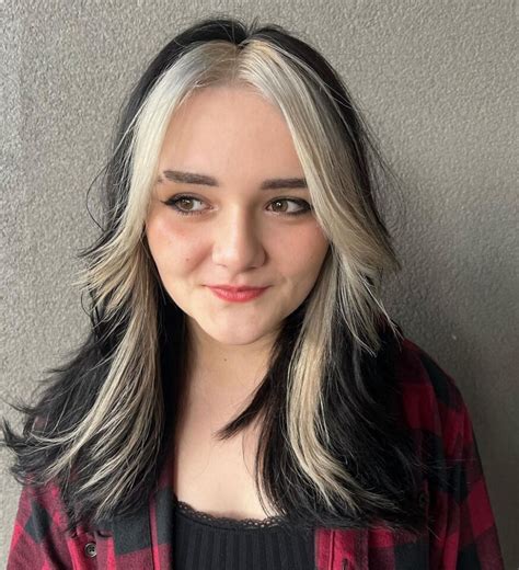 Flirty Blonde Curtain Bangs To Try This Year Hairstylecamp