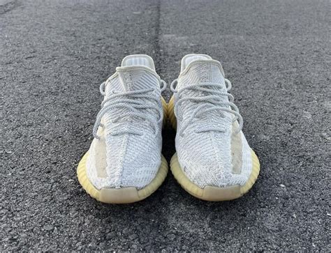 What color way is this? : r/yeezys