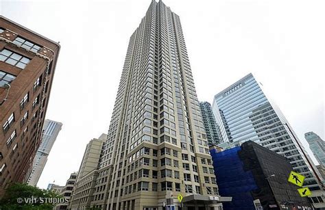 440 N Wabash Ave Apt 2305 Chicago Il 60611 Zillow