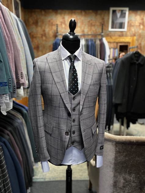 Купить Костюм тройка Кен в шоу-руме «Brutal Men's Store»