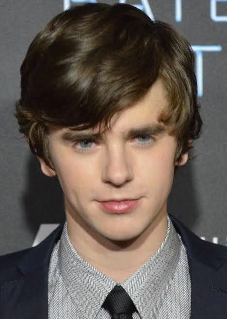 Ok Hear Me Out On This Reddit Freddie Highmore As Reed Richards