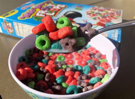 Review Kelloggs Wild Berry Froot Loops Junk Banter