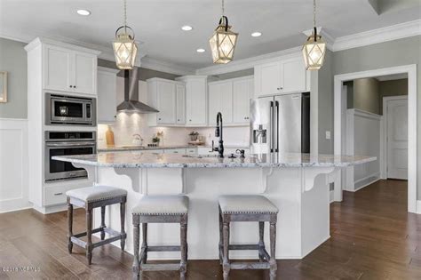 Pin On Angled Kitchen Islands Beach House Kitchens Kitchen Island