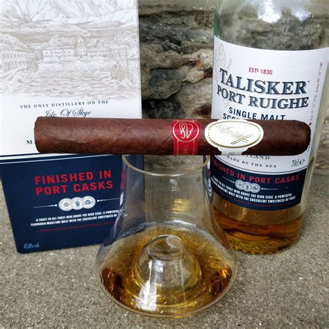 Top 10 Best Cigars And Single Malt Scotch Whisky Pairings