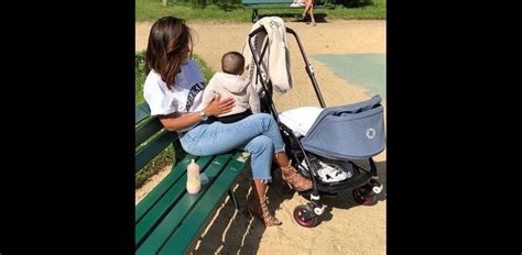 Photo Amel Bent Dans Un Parc Parisien Avec Sa Fille Hana Instagram