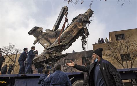 In photos: Iranian fighter jet crashes into school, 3 killed | Daily Sabah