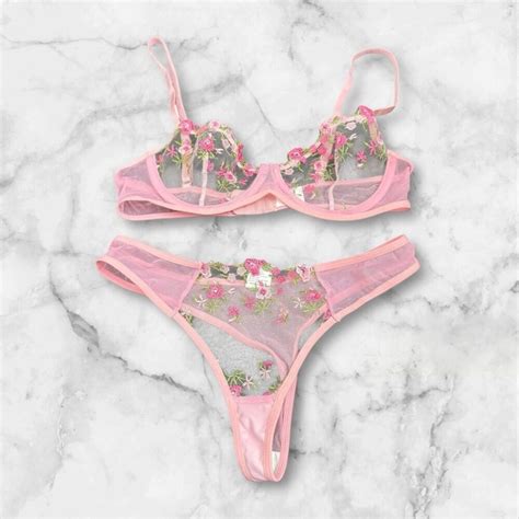 New Floral Embroidered Pink Lingerie Set Garden Coque Gem