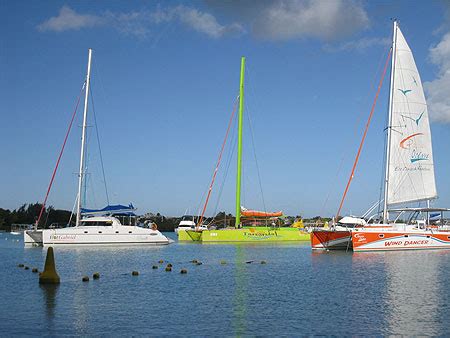 Catamarans Bateaux Transport Grand Baie Grand Baie Et Le Nord