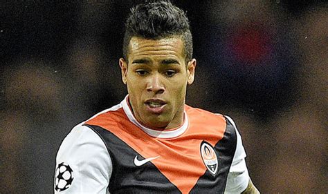 Liverpool's odds to sign Alex Teixeira shoot up despite Brazilian's ...