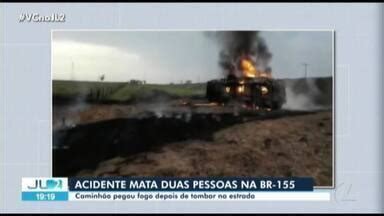 Jornal Liberal Edi O Caminh O Tomba Na Estrada Pega Fogo E Mata