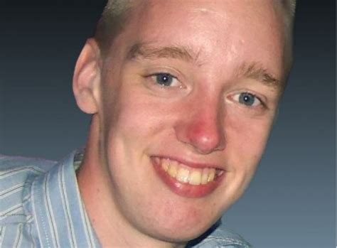 Bilhete De Suic Dio De Jovem Gay Que Sofria Bullying Publicado Em Jornal