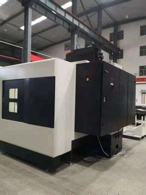 3 Axis CNC Milling Machine Drilling Cutting Machining Center With Bt50