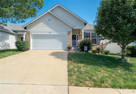 3251 Country Hollow Dr Saint Louis Mo 63129 Zillow