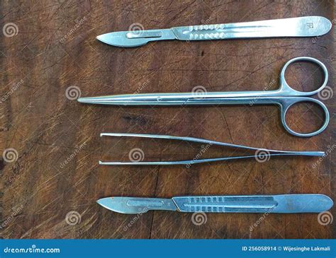 Surgical Instruments Scissor Scalpel With Blades Toothed Forcep