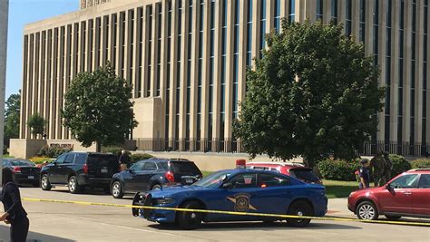 2 Bailiffs Shooter Dead In Berrien County Courthouse Shooting